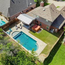 Rockwall Luxury Retreat-Pool/Spa/Patio/Gameroom, hotel en Rockwall