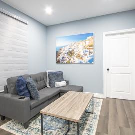 Designer 2BR Suite - Steps to Vic Hospital - Wortley