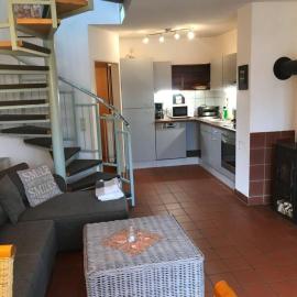 Holiday Home Charmantes Ferienhaus in Zandt mit Garten by Interhome, hotel a Zandt