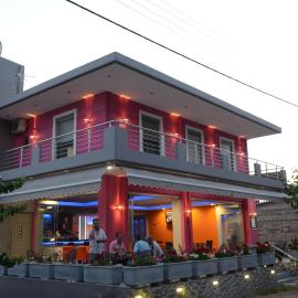 Papanikolaou Rooms, hotel in Neokhórion