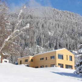 Ferienwohnung Aviez Savognin, hotel in Savognin