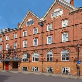 Macdonald New Blossoms Hotel, Chester – hotel w mieście Chester
