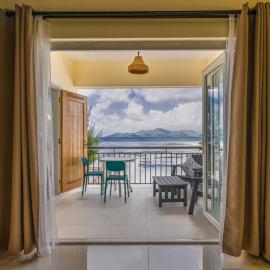 Viesnīca La Digue Coral Self Catering Apartments-Beachfront pilsētā Ladiga