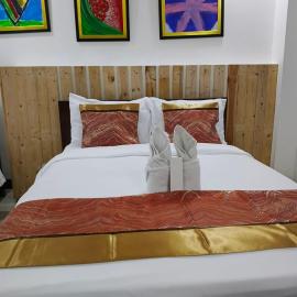 D'Builders Rooms Hotel, ξενοδοχείο σε Sampong