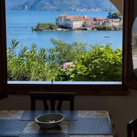 Appartamento - bilocale 2 camere - VistaBellaBorromeoFlat vista Isola Bella ed Isola Pescatore, giardino, spiaggia, posto auto privati a Stresa