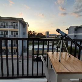 Urdaneta City Modern Condo