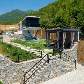Zeyzid Glamping Sheki, хотел в Шеки