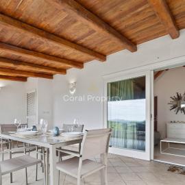 P - Terrazza vista mare - 200m dalla spiaggia - 2 camere da letto - Wifi - by Coral Property
