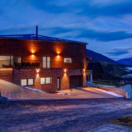 TRIA House Liptov, hotel a Ižipovce