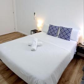 AYZ Joaquín Pol - Auto check-in property