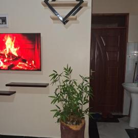 Town Stays, hotel in Voi