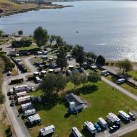 Lake Waihola Holiday Park, hotel a Waihola