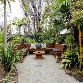 The Greenhouse - Spa & Fire - Pet Friendly, hotel in Barwon Heads