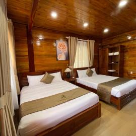 Homestay Nhà Gỗ - Vĩnh Hy