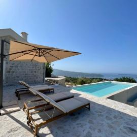Luxury stone house with infinity pool
