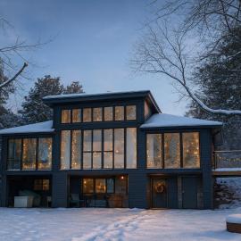 Lakefront Englewood Villas Private BBQ and Lakeview, хотел в Lakefield