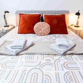 L'Intime - Cozy & air-conditioned duplex - Near Carcassonne – hotel w mieście Pennautier