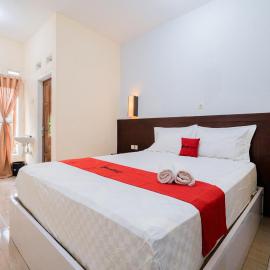 RedDoorz at Omahku Guest House Batu