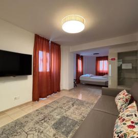 San Carlo Luxury Apartments، فندق في لوغانو
