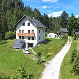 NaturparkResort Wildnisquartier Schneckengraben, hotel di Wildalpen