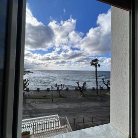 Ciutat Appartamenti Vista Mare sui Bastioni di Alghero, hotel in Alghero