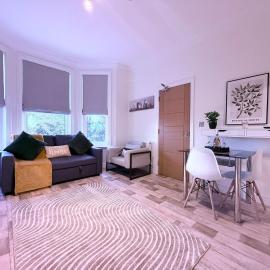 Eastbourne Modern, Two Beds, Close To City Centre And Seafront