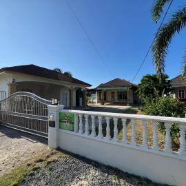 Homestay Qayyum D'Sura