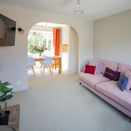 Hereford Long Term Comfortable Accommodation, 4 bedrooms with Parking, hotel u gradu 'Hereford'