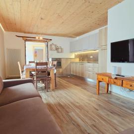 La Perla di Fassa - Alpine Stay Apartments, hotell sihtkohas Moena