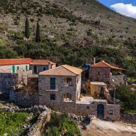 Stone house koumani