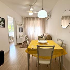 Modern and great location with parking space in J Lindóia, hotel in Porto Alegre