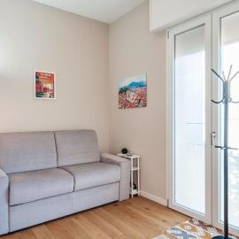 HOST4U - Casa Carlo, Brescia Città con Giardino e Parcheggio Privato