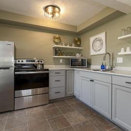 Converted Historic Suite Full Kitchen, 3rd Flr, hotelli kohteessa Carbondale