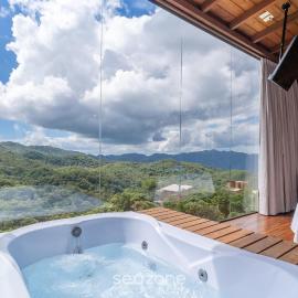 Apto c/ lareira, jacuzzi e vista incrível - VST027, hotel en Anitápolis