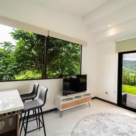 La Danta Lodge - Rio Celeste, hotel a Bijagua