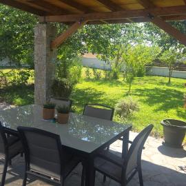 Serenusgreece Sani House with Garden and Jacuzzi, hotell i Sani Beach