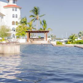Condo Marina at Vista Coral، فندق في لاباز