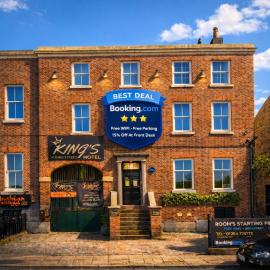 BEST DEAL - Kings Hotel, hotelli kohteessa Blackburn