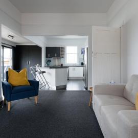 Bright Hillside Home in South Launceston, Hotel in Kings Park