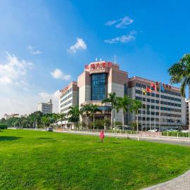 Shenzhen Airport International Hotel Shenzhen Bao'an International Airport Branch - Free Shuttle Bus to Shenzhen Bao'an International Airport, готель у Шеньчжені