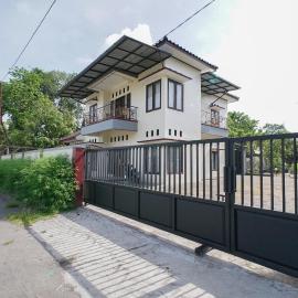Grand Purwomartani Homestay Jogja, hotel in Salakan