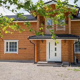 Villa Lily ski slopes 300 m, Jacuzzi for extra fee