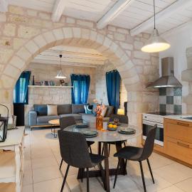 Villa Terpsichore St George Retreat BY APOKORONAS-VILLAS