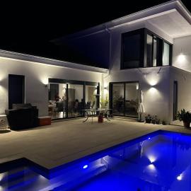 Luxury sea view apartment near Sitges, hotel en Olivella