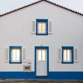 Casa Azul - Beach House, hotel in Mosteiros