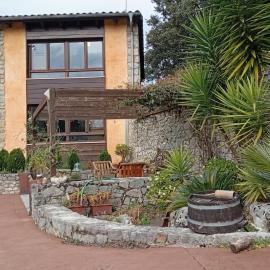 Casa La Escondida en Ovio, Llanes, hotel in Ovío