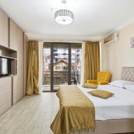 REYNA APART HOTEL, hotel a Constanţa