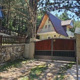 Vikendica Rujiste, hotel v destinaci Mostar