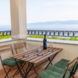 Apartment with gorgeous view for 4 persons, 33-5