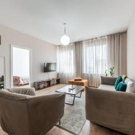 2-BR Apartment close to Radio Shkodra Roger That by Pik Host